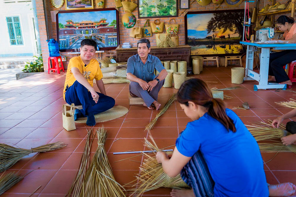 Learn traditional crafts from local artisans